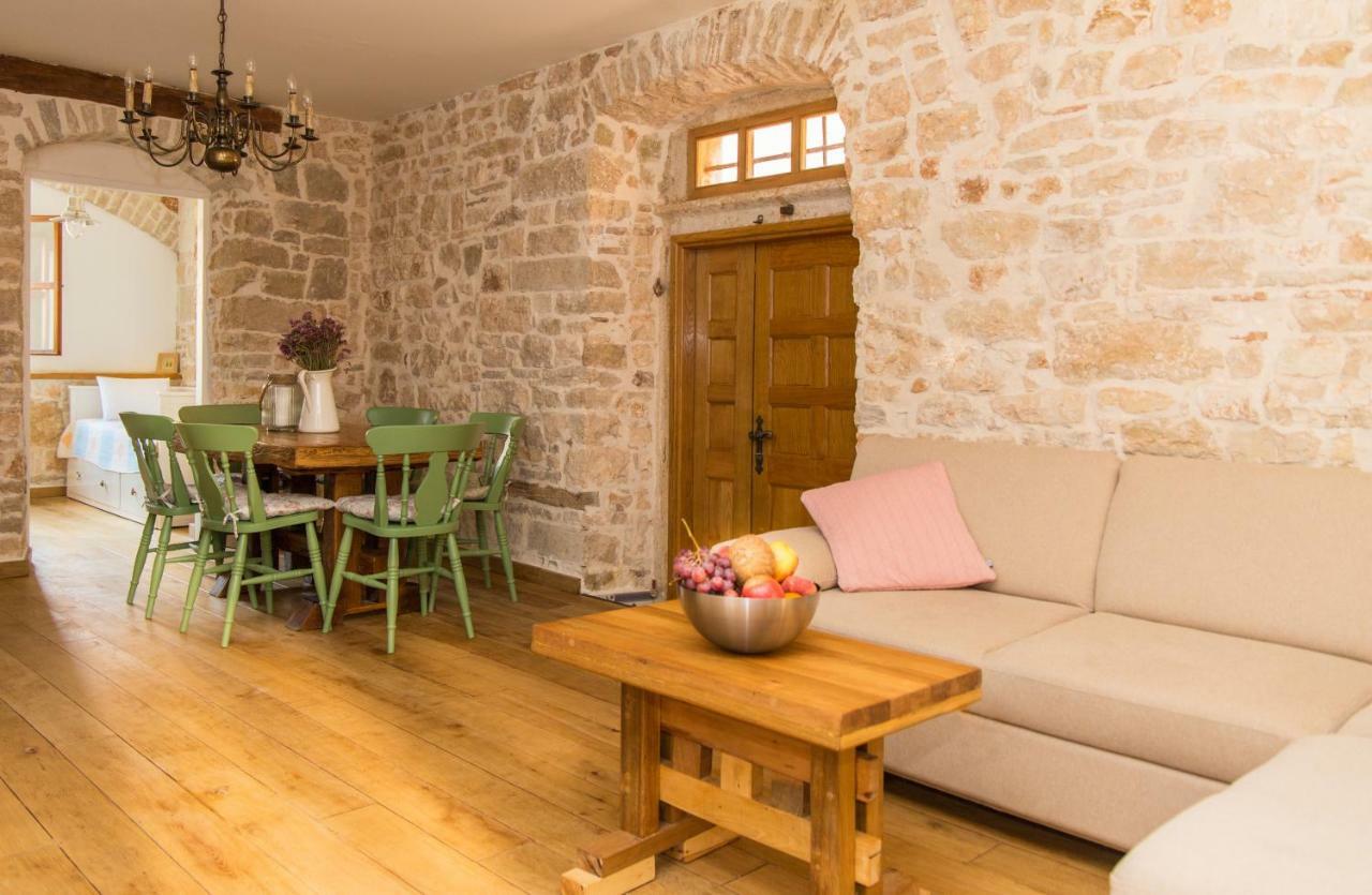 Villa Di Piazza Višnjan المظهر الخارجي الصورة
